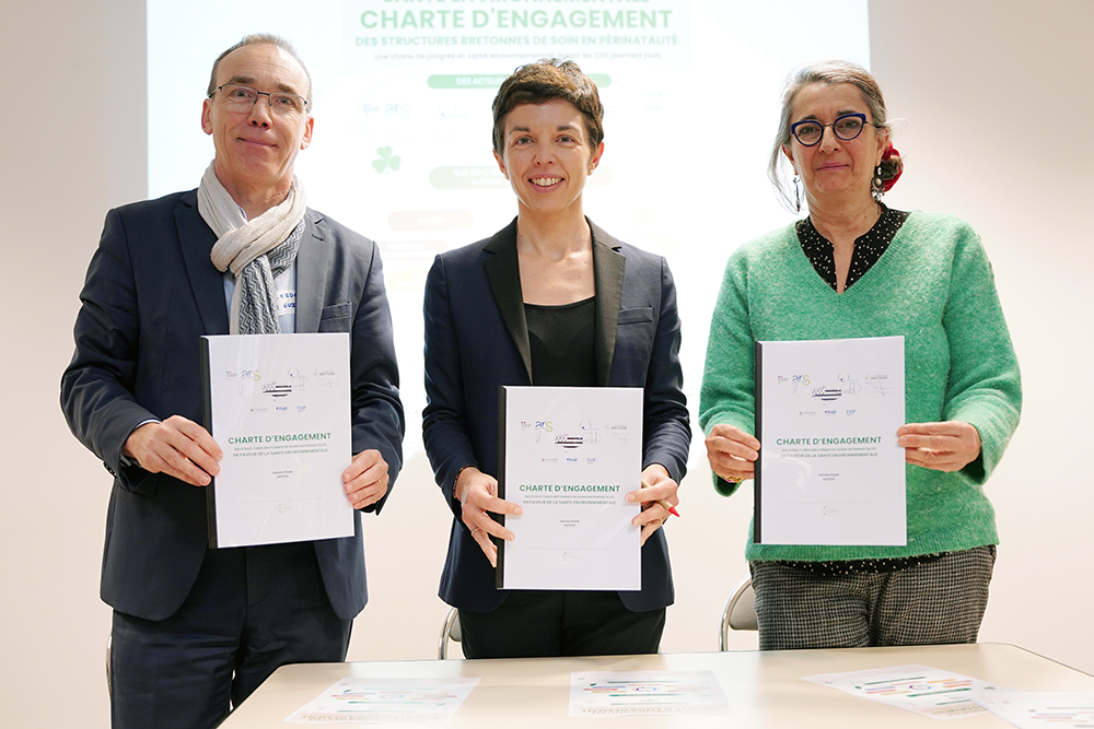 Réseau Périnatalité, ARS Bretagne et GCS Achats Santé Bretagne ont signé la charte d'engagement